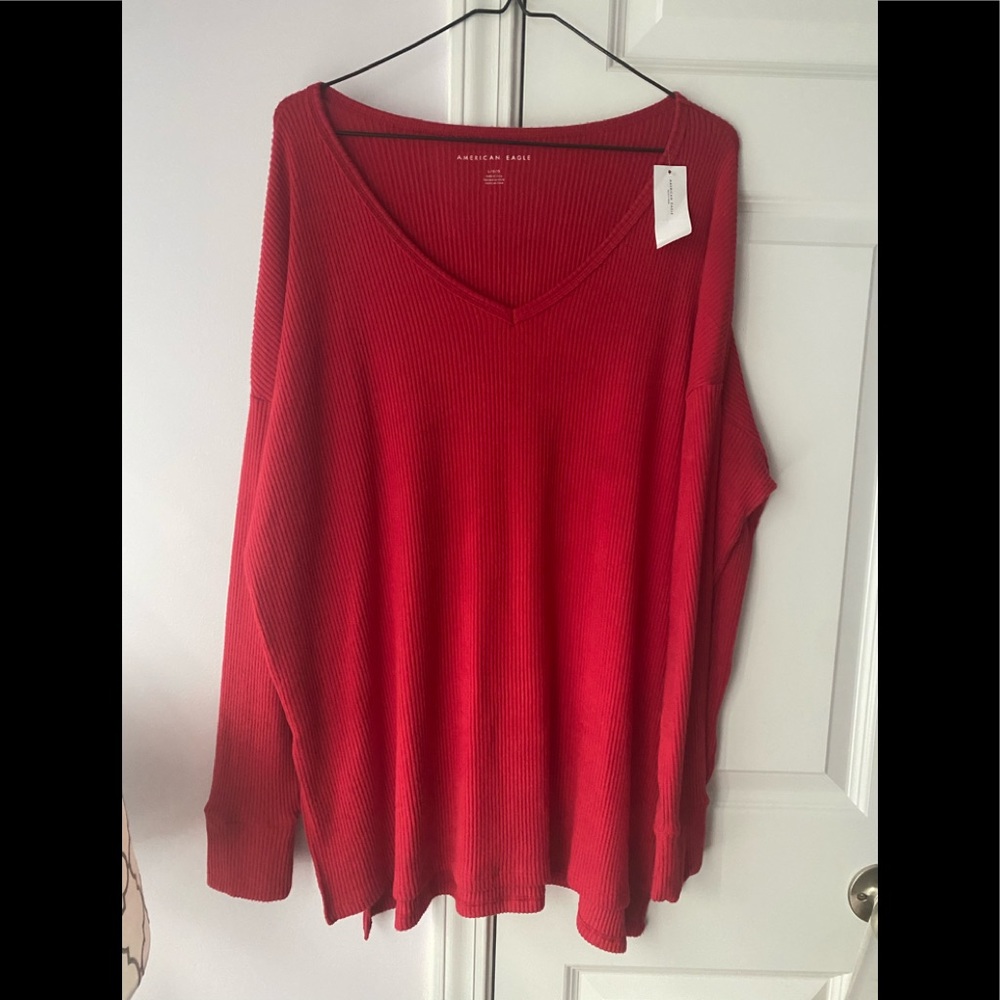 Women’s American Eagle NWT red oversized top